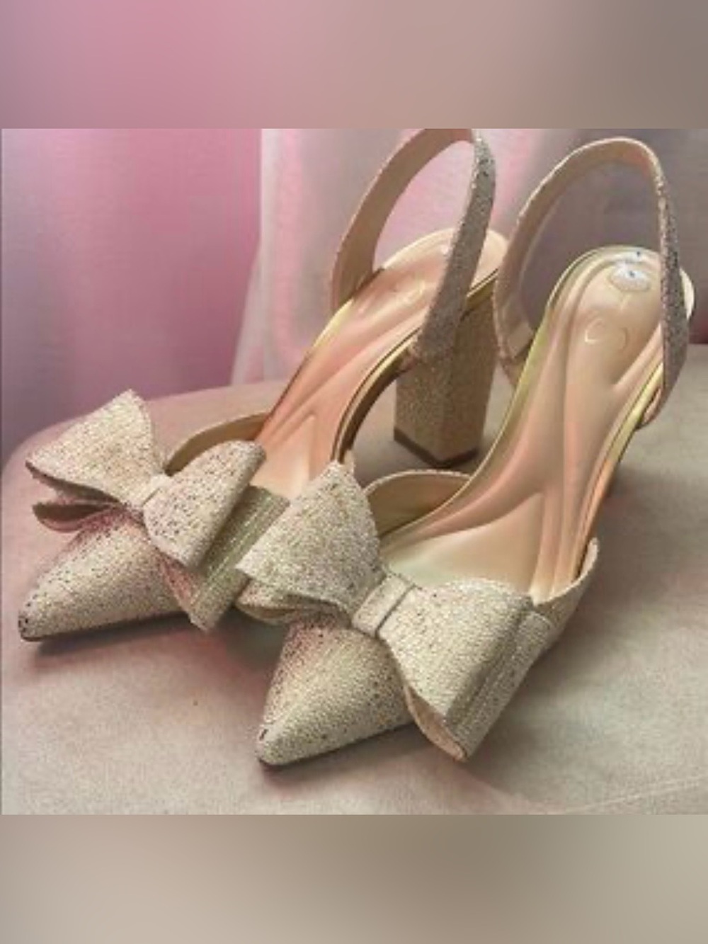 Jessica Simpson Glitter Bow Pointed-Toe Slingback Heels in Gold.Sz. 9